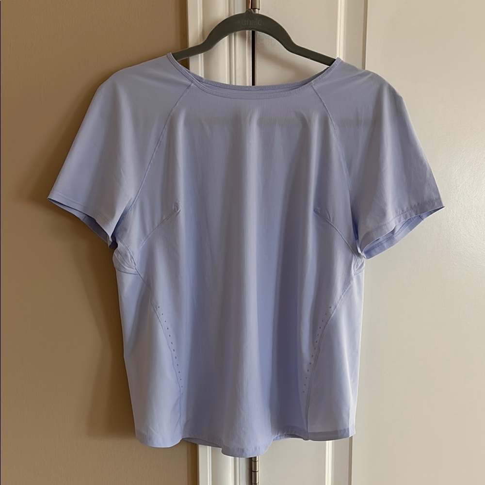 lululemon athletica Light Lavender Short Sleeve Tee